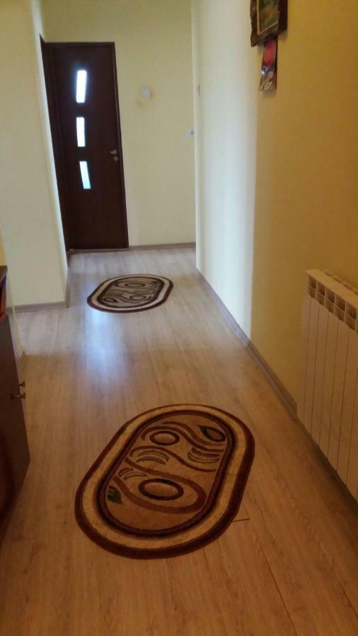 Apartament Cu 2 Camere Călimăneşti 外观 照片